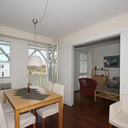 F-1044 Having Apartment