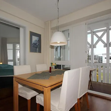 Apartment F-1044 Having *